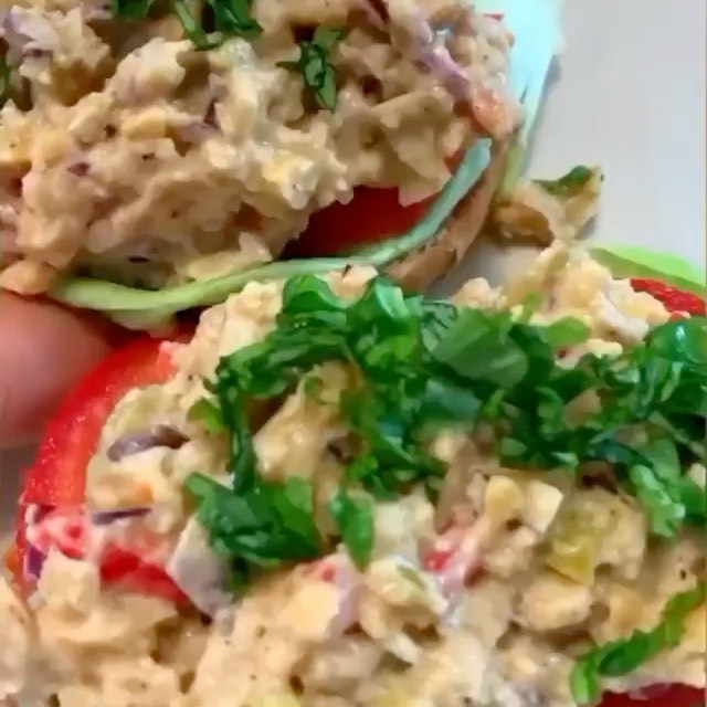 Vegan Chickpea Tuna Salad