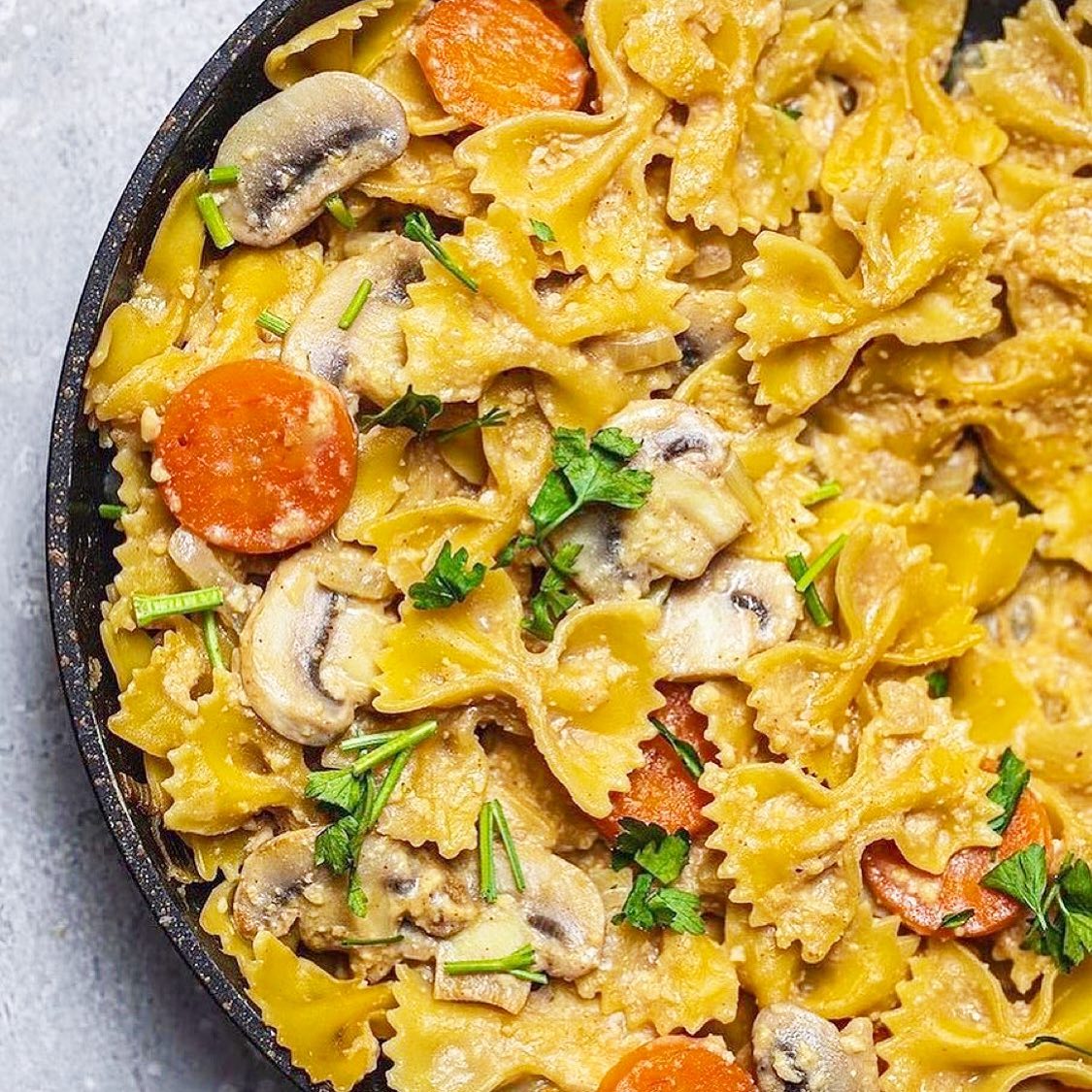Vegan Pasta with Spicy Cashew Sauce