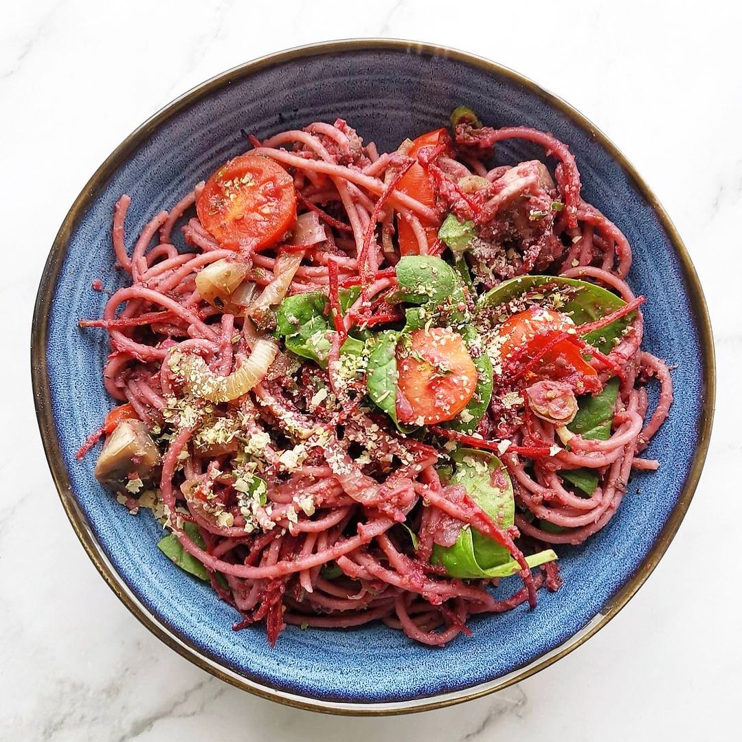 Easy Vegan Beet Pasta with Veggies