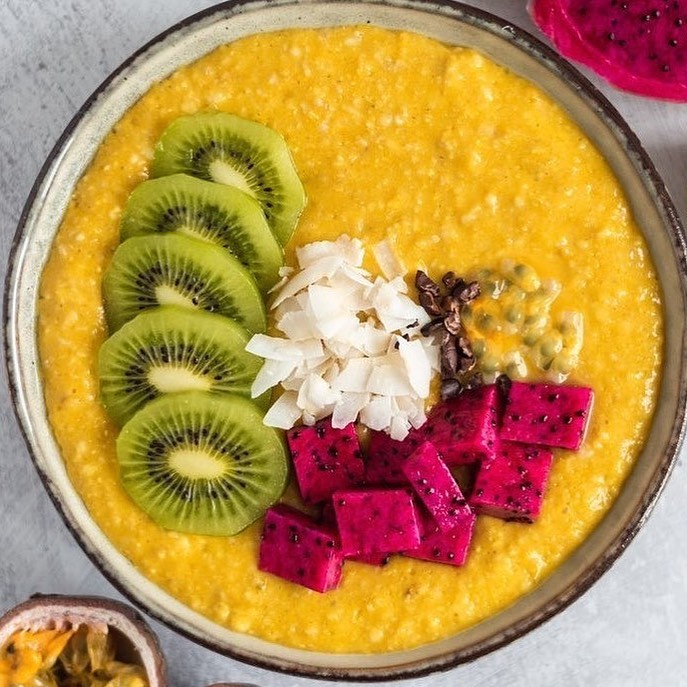 Vegan Turmeric Oatmeal Breakfast Bowl