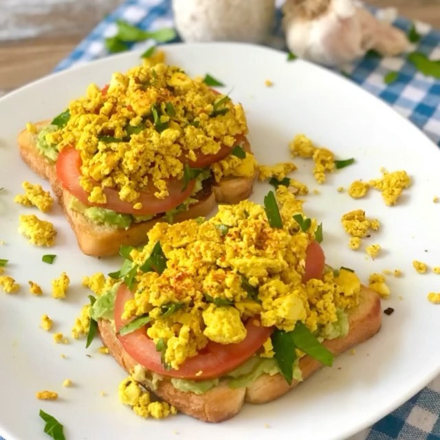 Vegan Tofu Scramble Toast