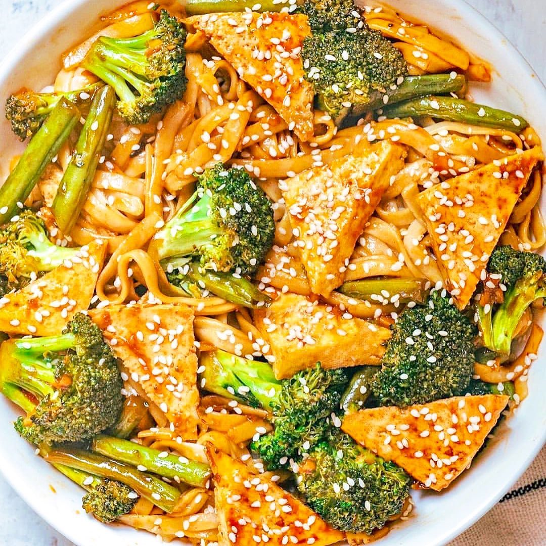 Tofu and Broccoli Stir-Fry