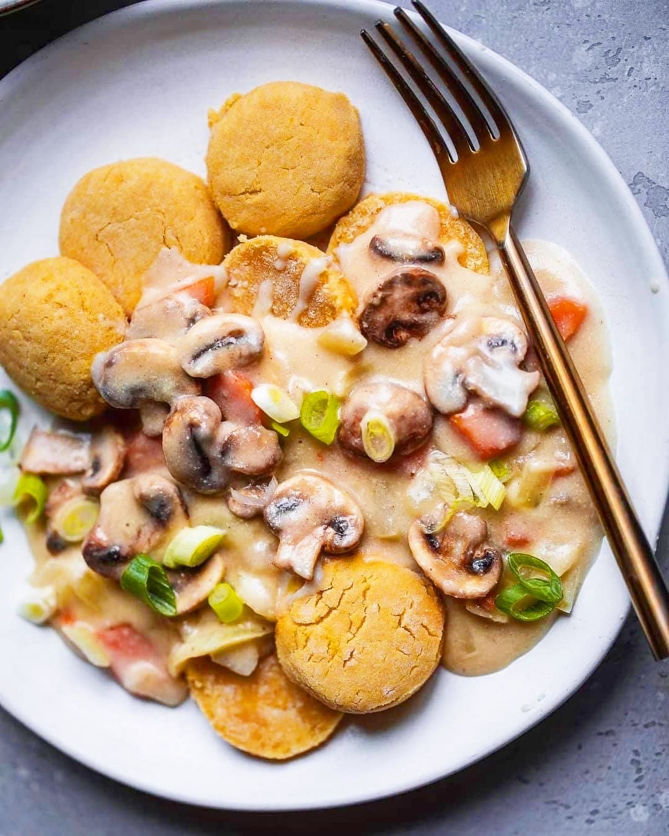 Vegan Biscuits and Gravy