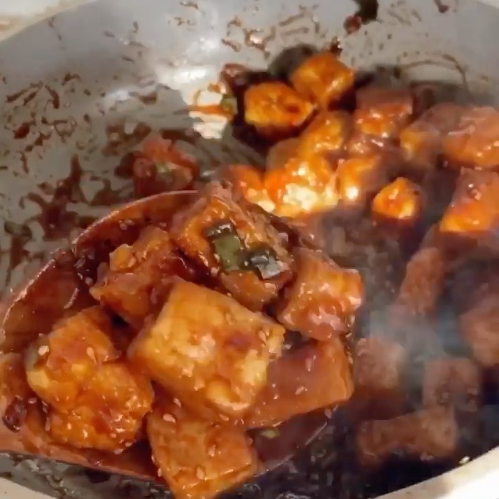 Sticky Sesame Crispy Tofu