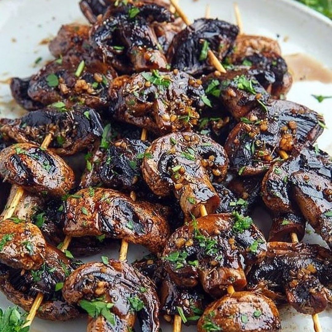 Balsamic Garlic Grilled Mushroom Skewers