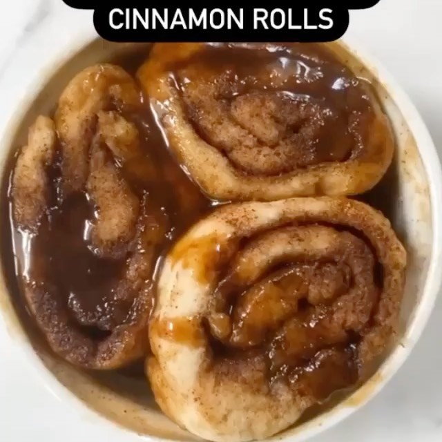 5-Minute Healthy Mug Cinnamon Rolls