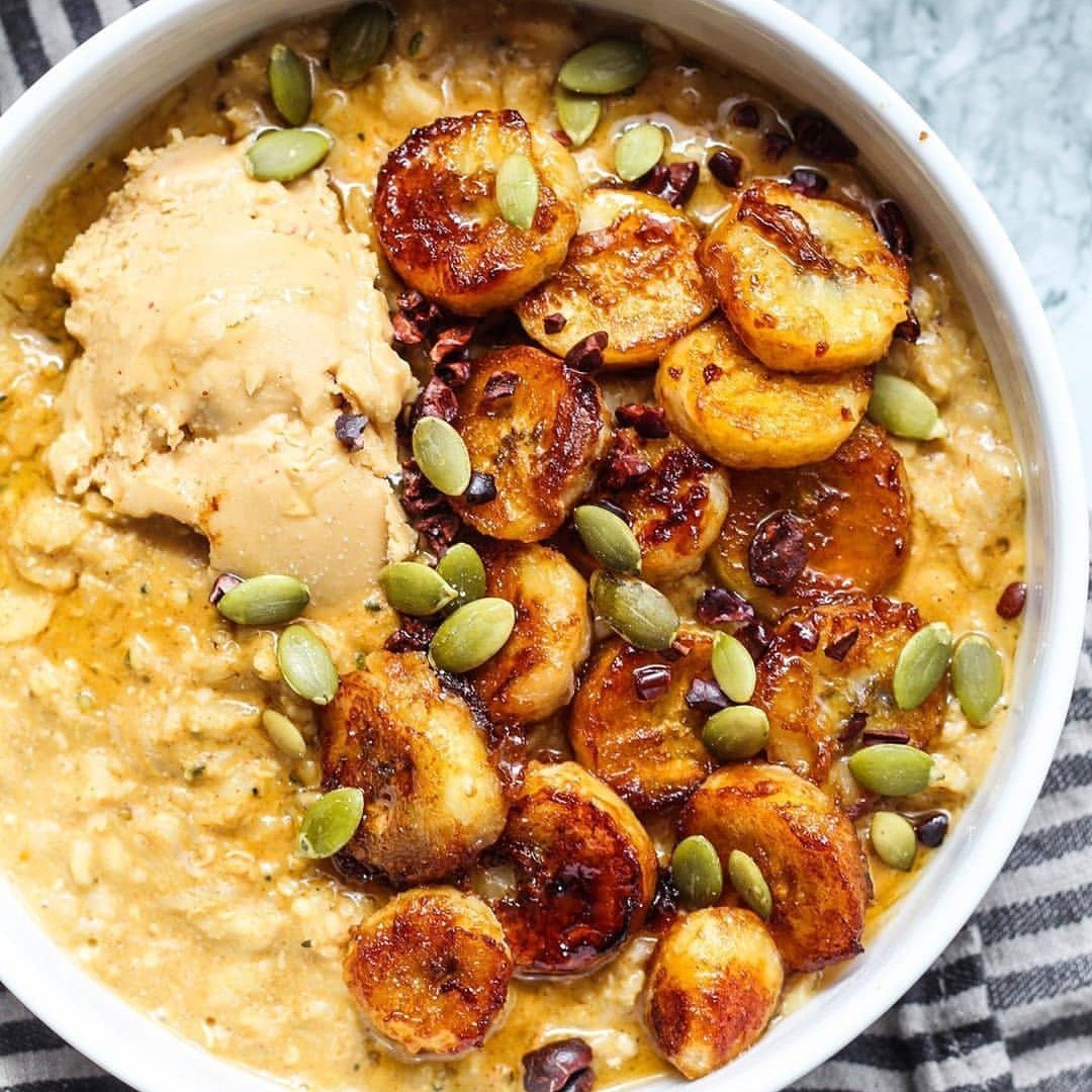 Pumpkin Oats with Caramelized Bananas
