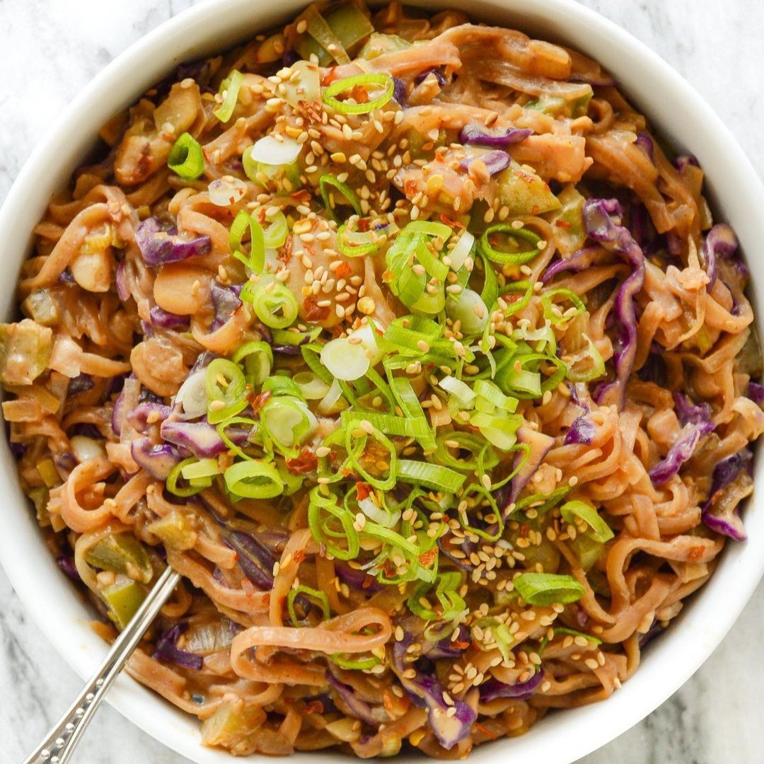 Tangy Almond Butter Rice Noodle Bowl