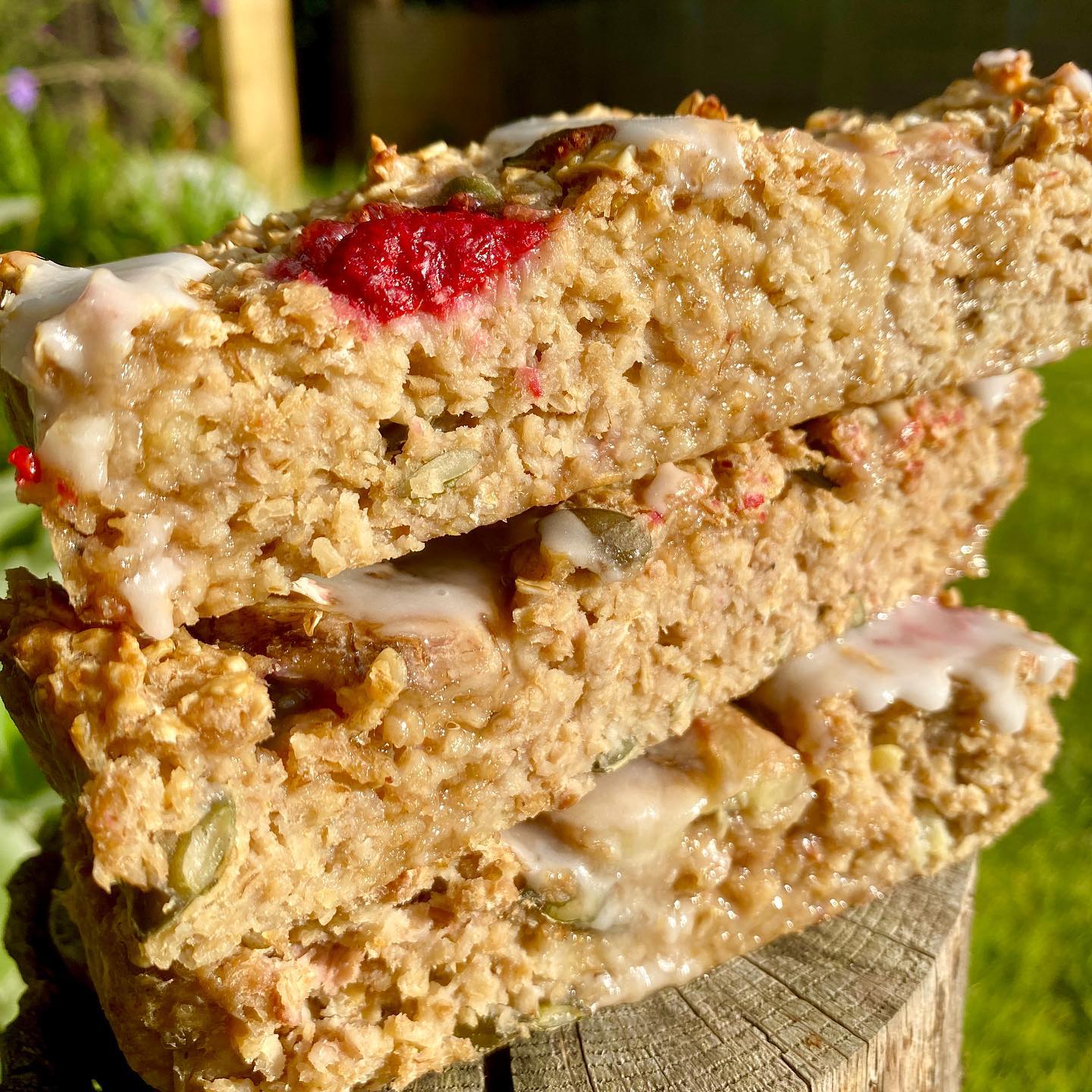 Banana and Raspberry Baked Oats