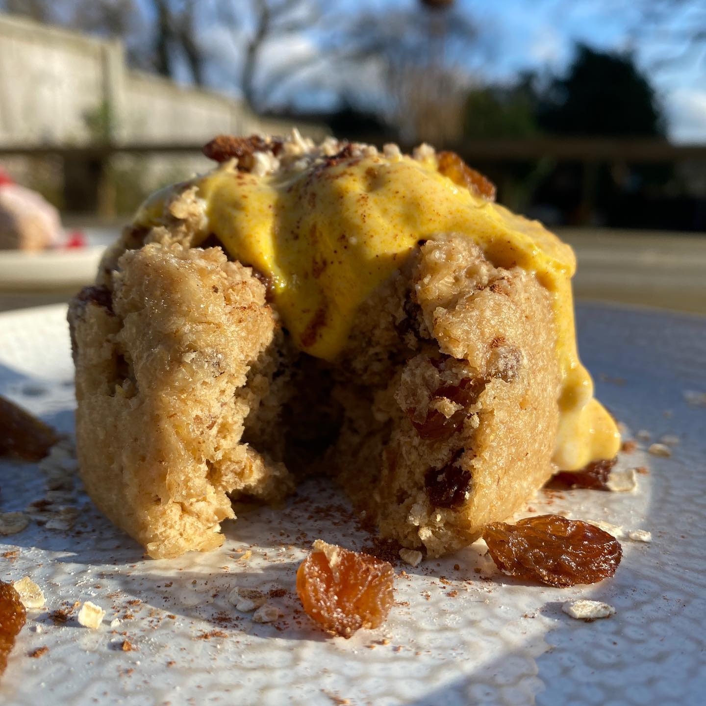 Spotted Dick Baked Oats in a Cup