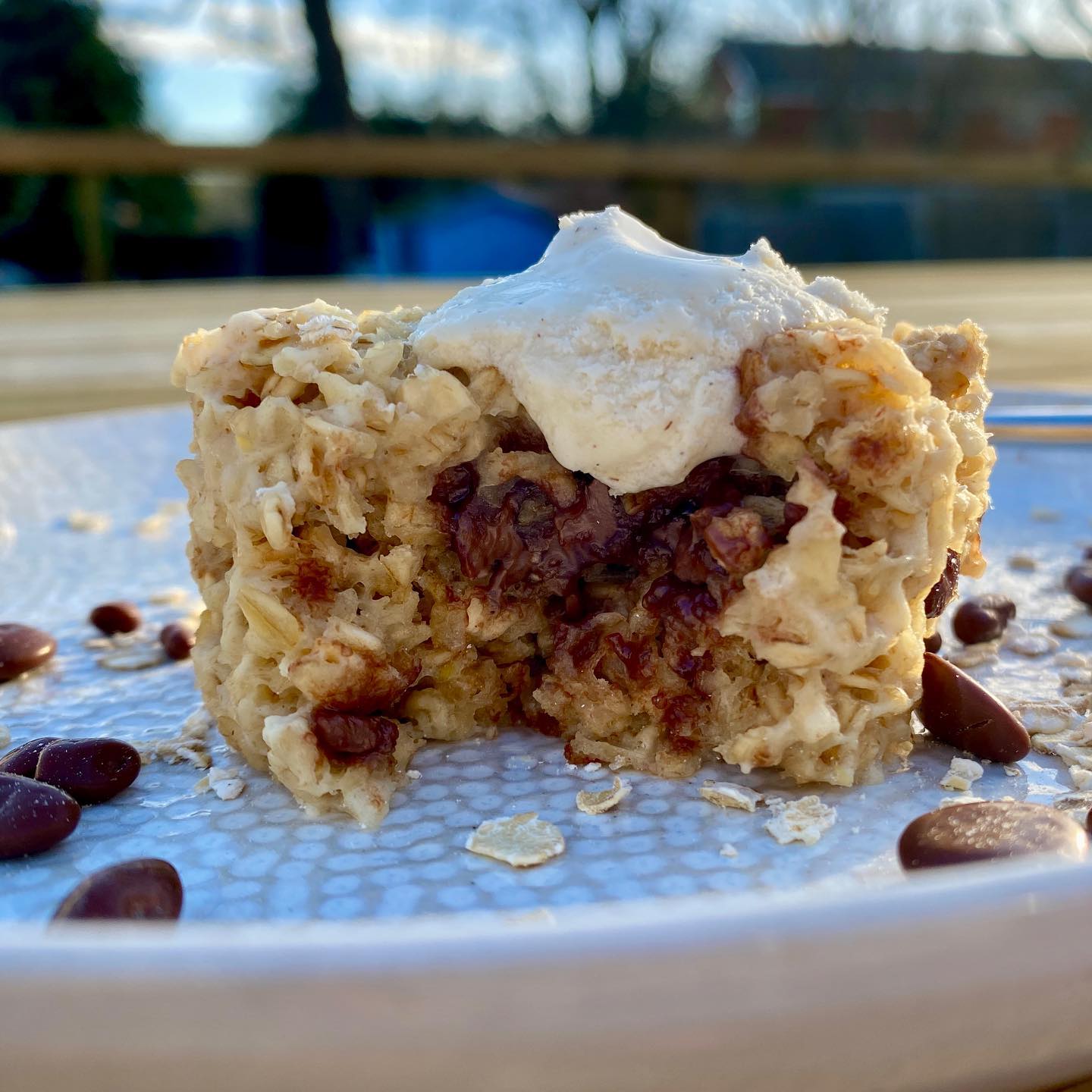 Quick and Easy Choc Chip Baked Oats