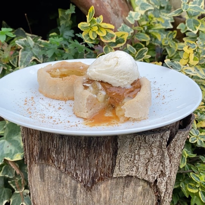 Mini Healthy Apple Pies