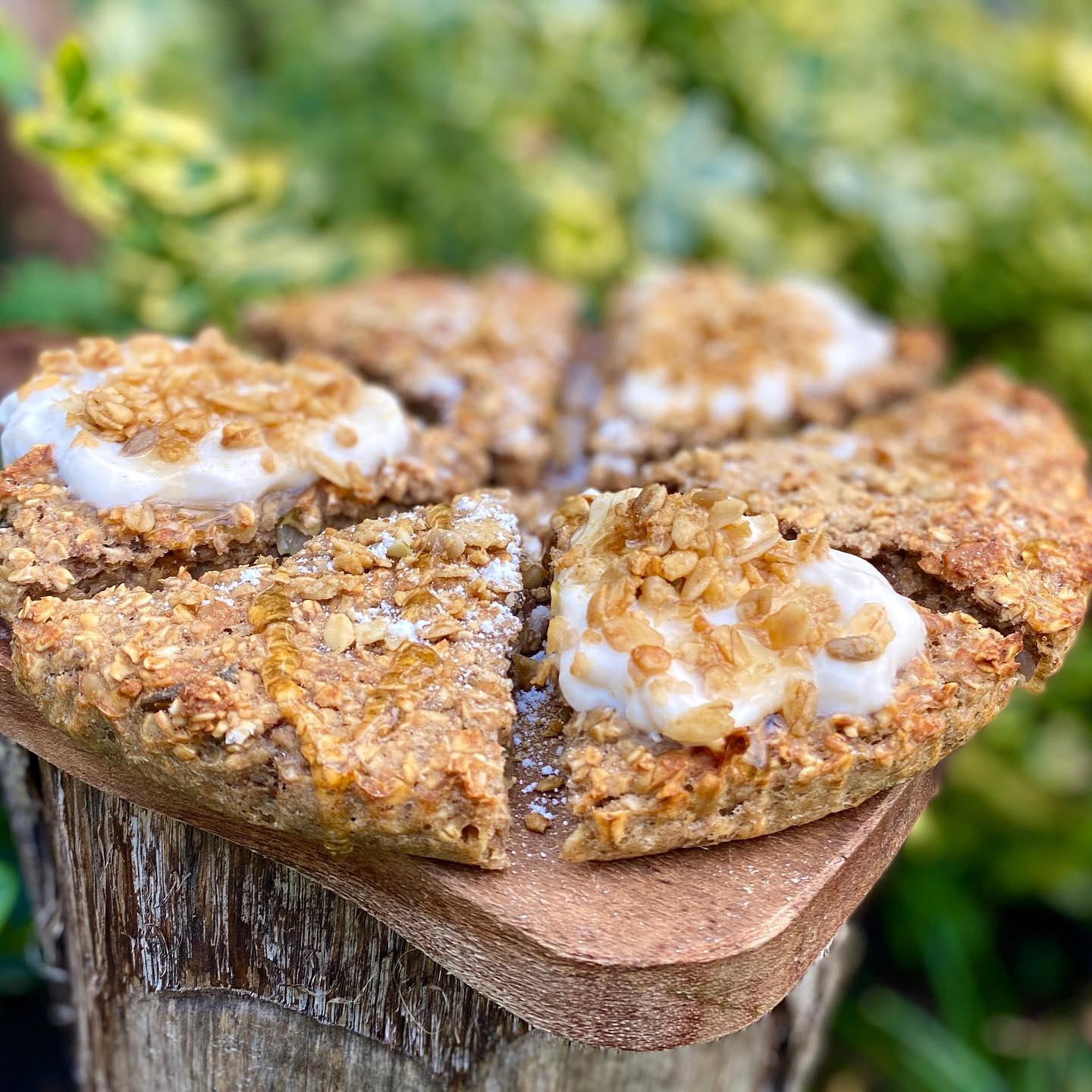 Nutritious Baked Oats with Banana and Seeds