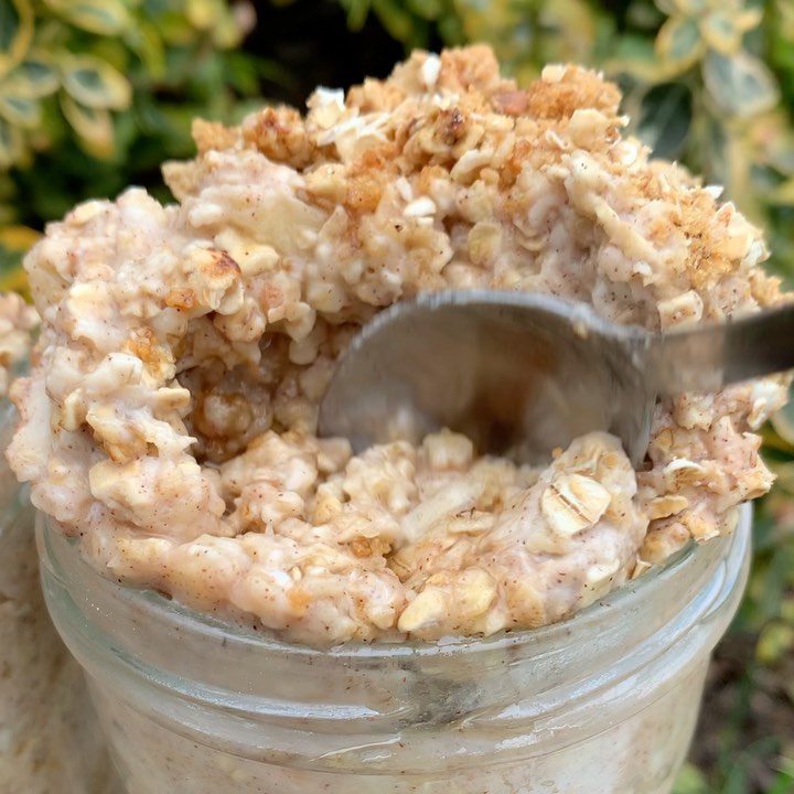 Apple Crumble Overnight Oats