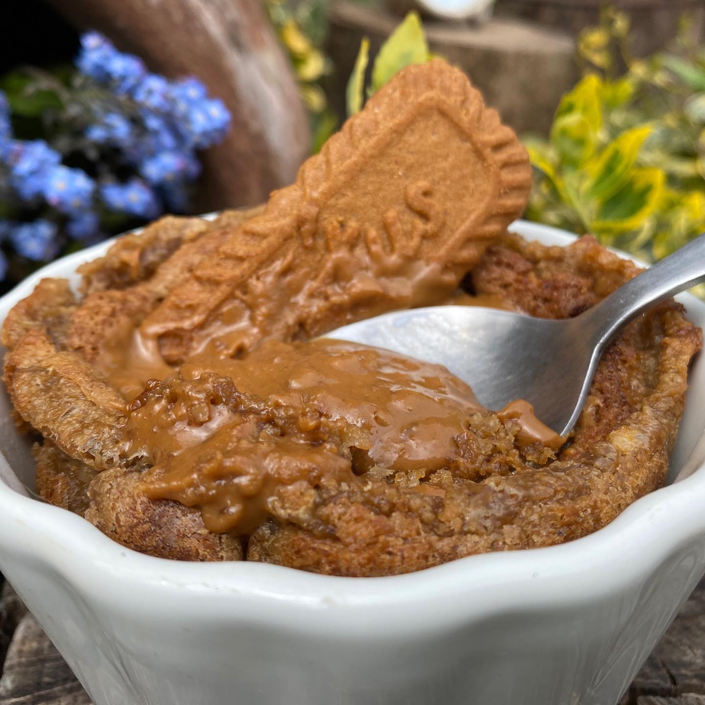 Gooey Biscoff Baked Oats Dessert