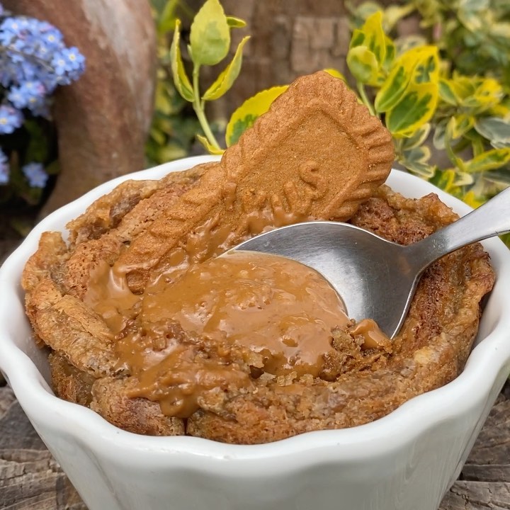 Gooey Biscoff Baked Oats Dessert