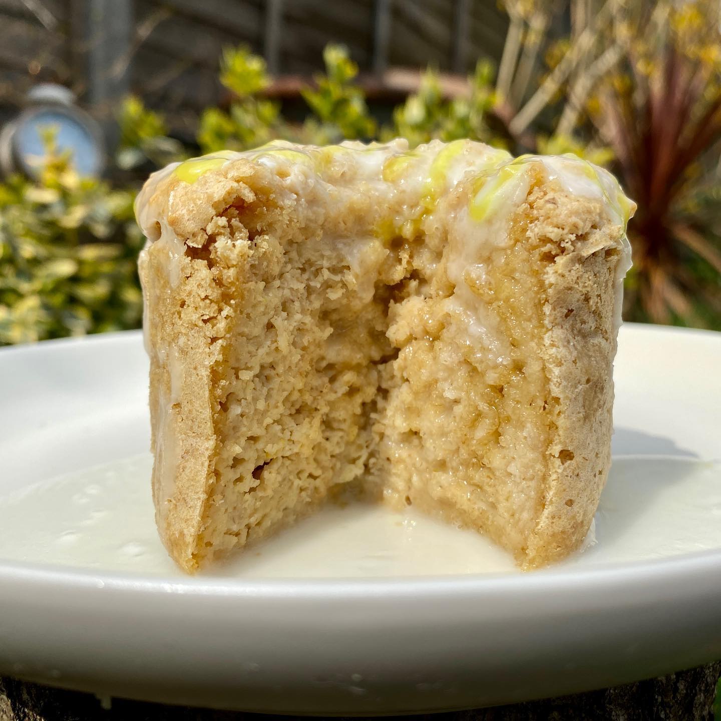 Lemon Drizzle Baked Oats
