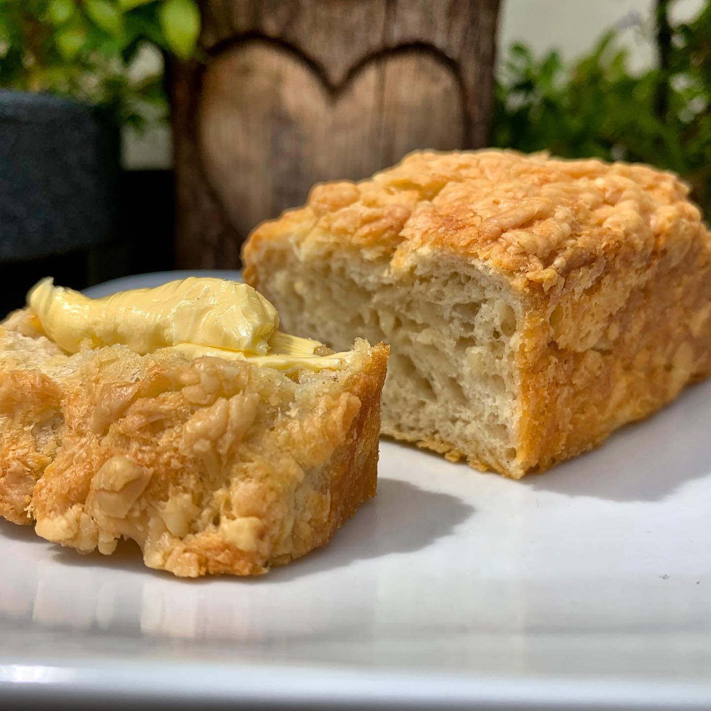 Super Easy Cheese Bread