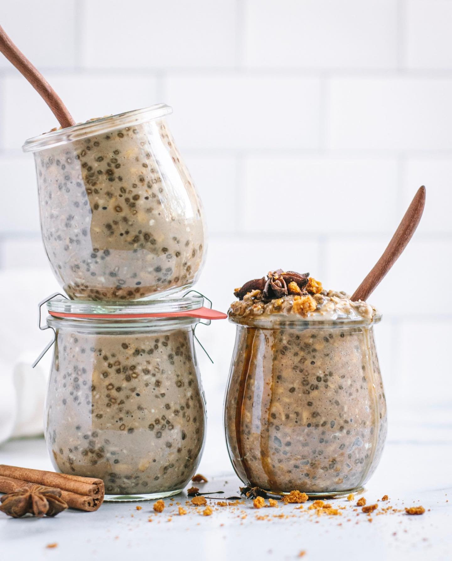 Gingerbread Overnight Oats Breakfast