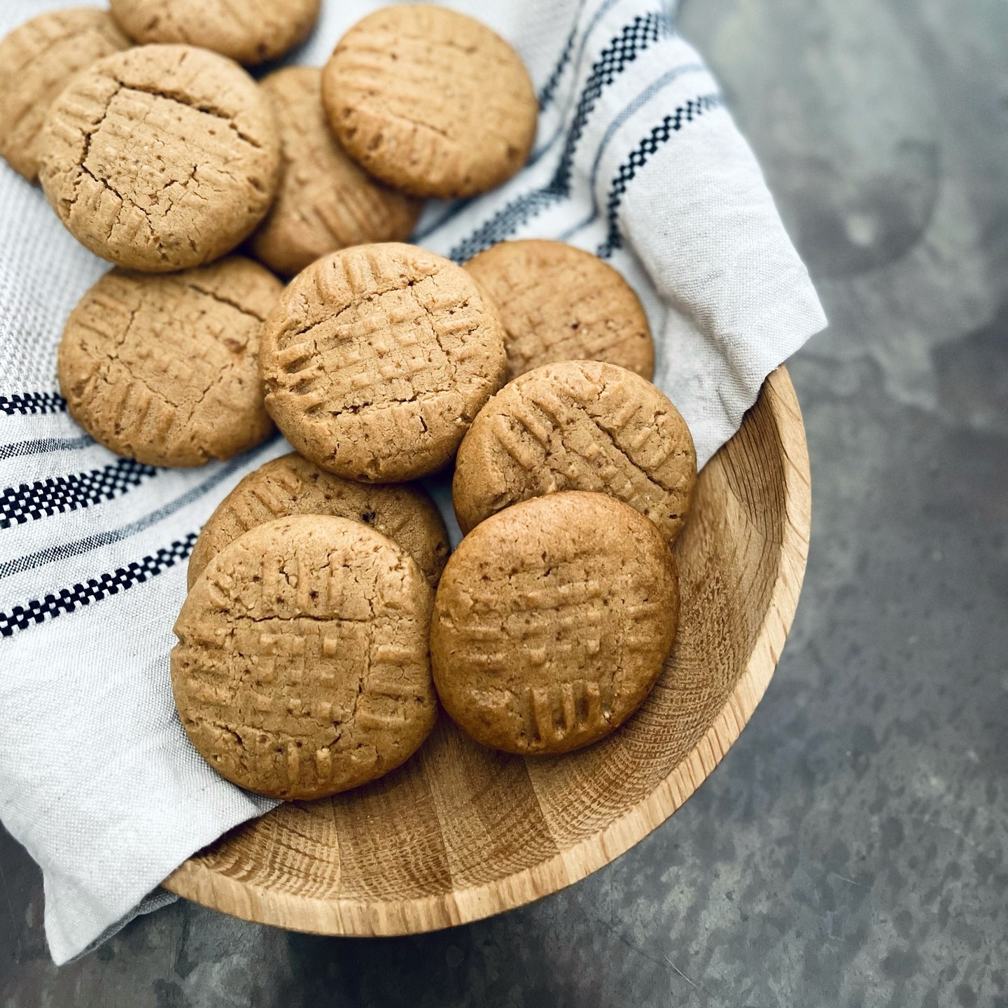 Classic Peanut Butter Cookies