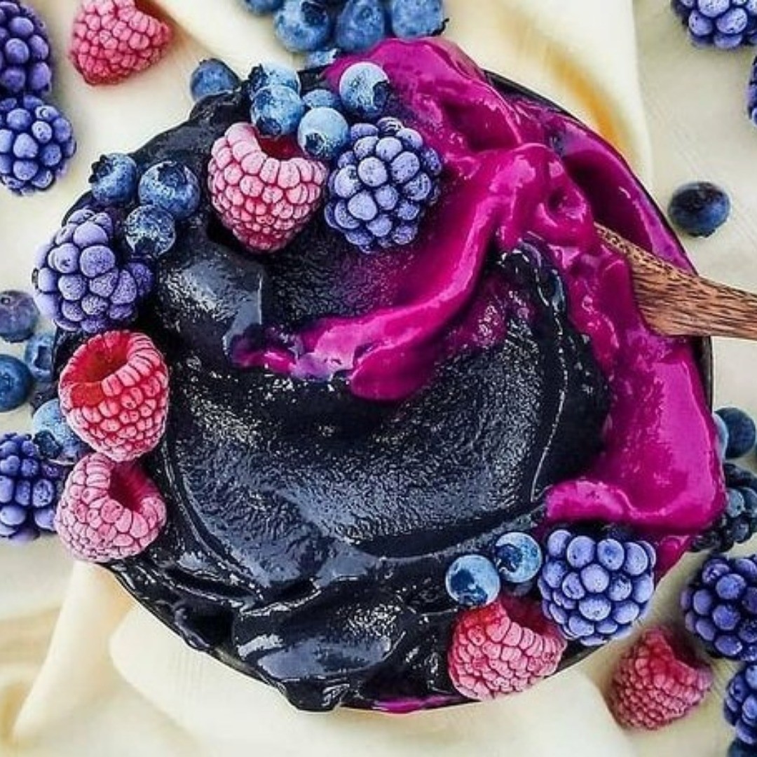 Vibrant Fruit Smoothie with Superfood Powders