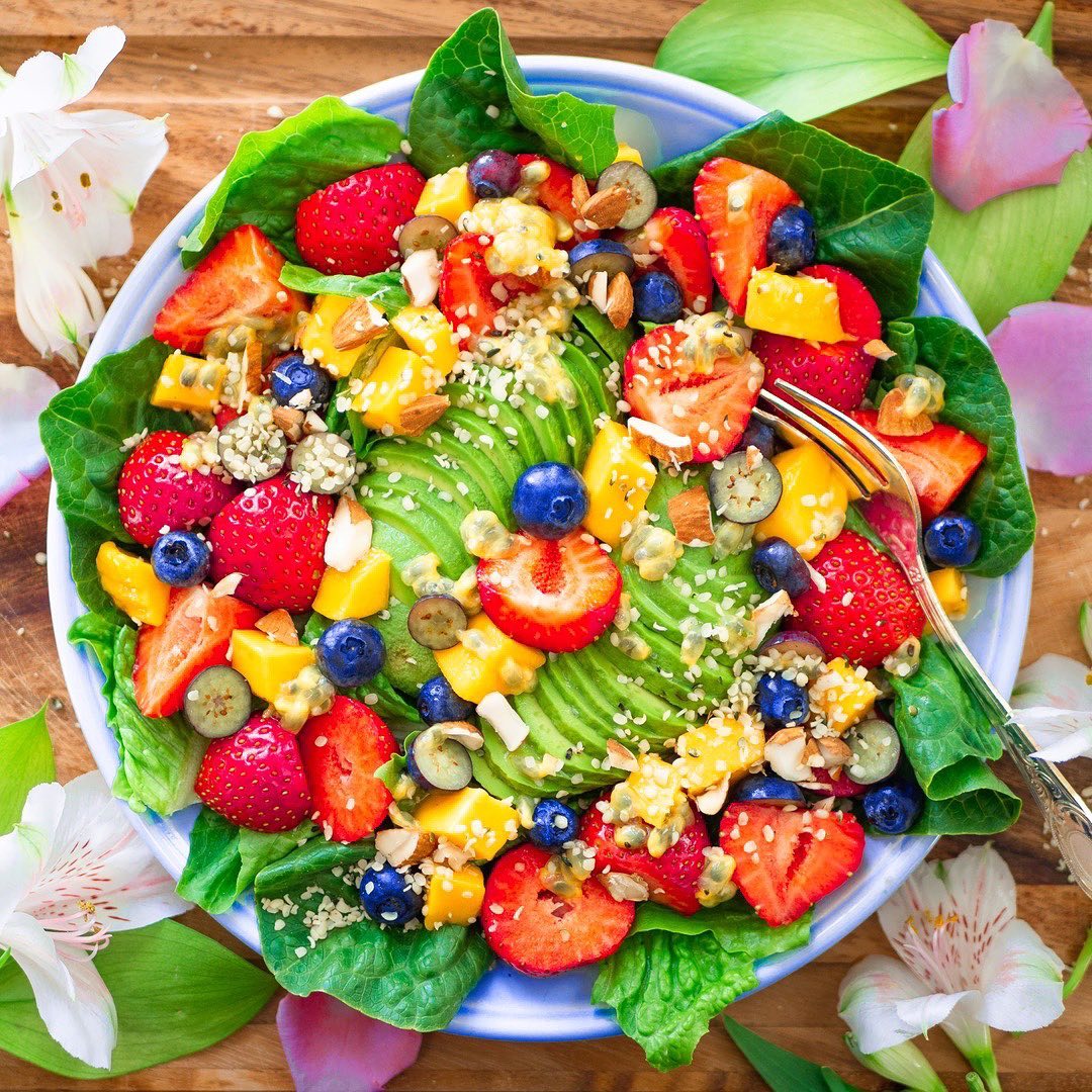 Avocado Berry Summer Salad
