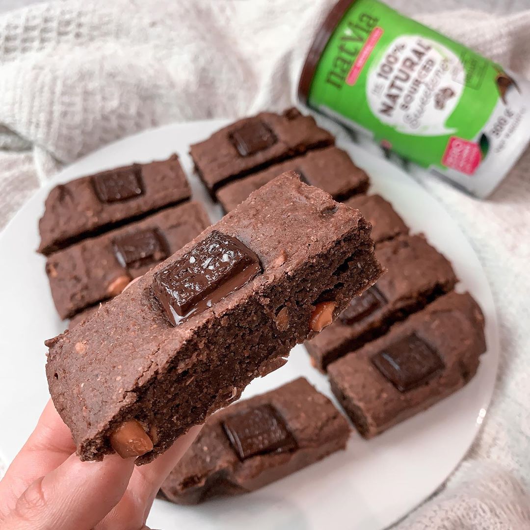Chunky Chocolate Peanut Butter Brownie Bars