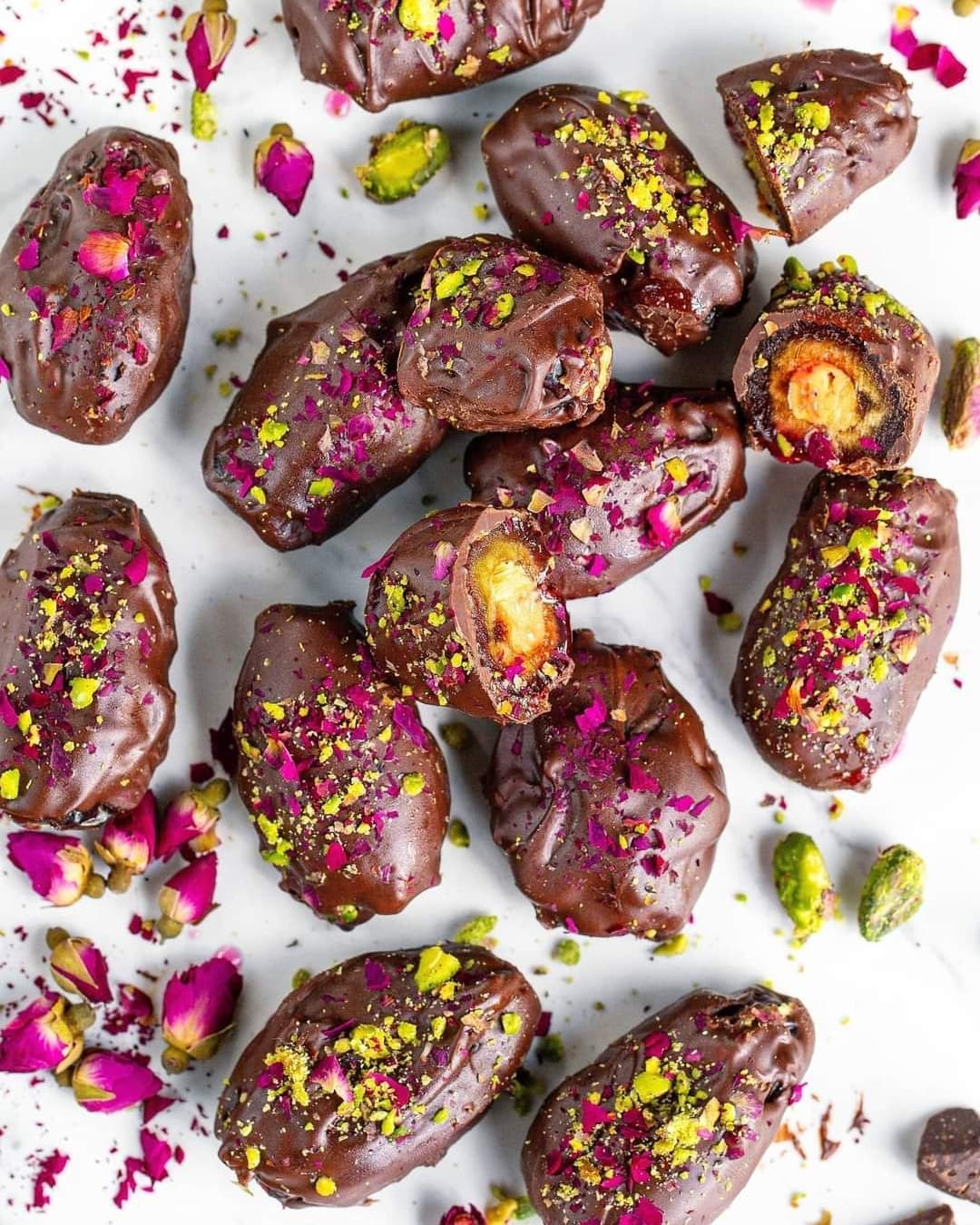 Stuffed Medjool Dates with Peanut Butter
