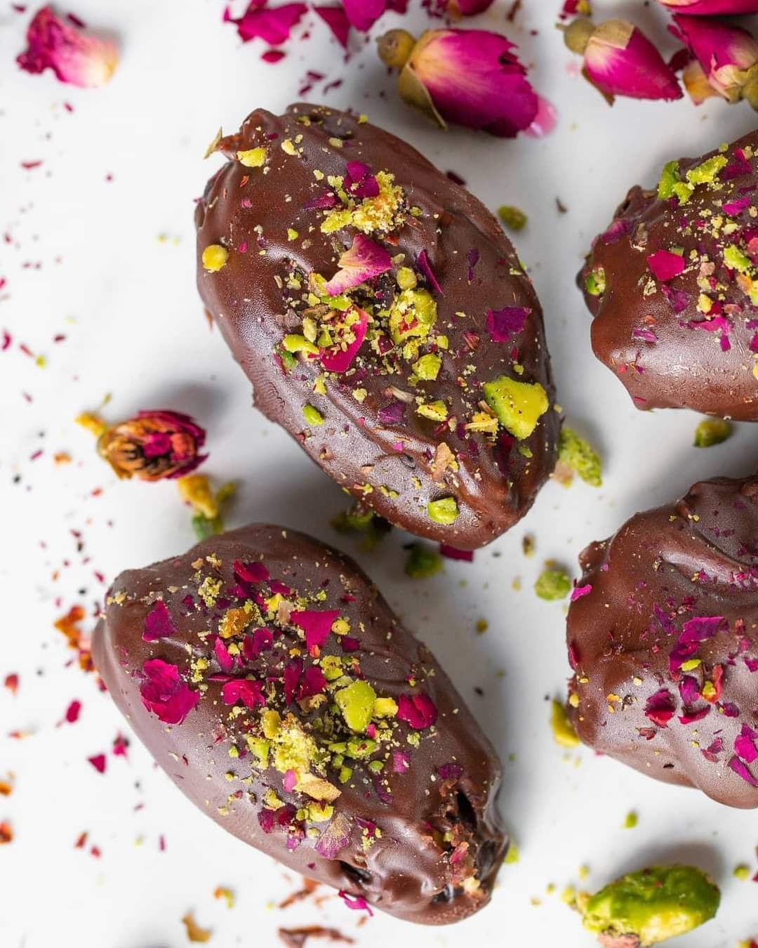 Stuffed Medjool Dates with Peanut Butter