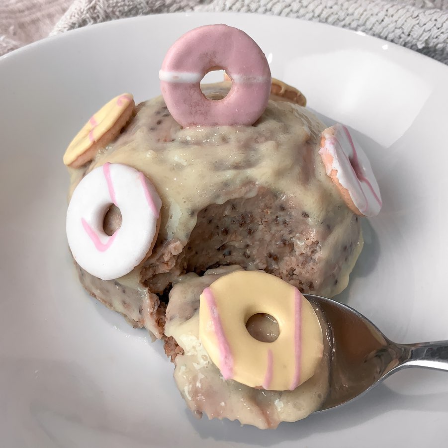 Party Rings Oatmeal Bowl Cake
