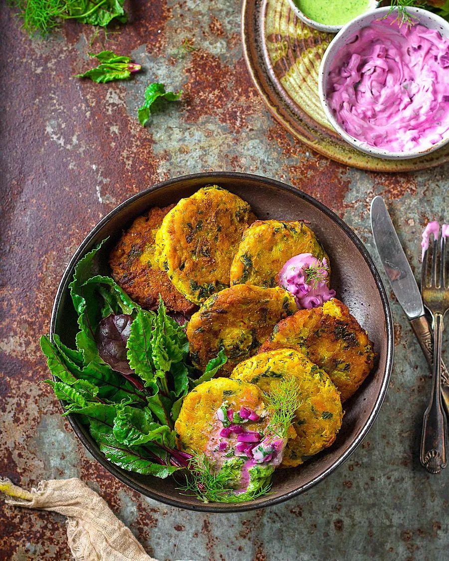 Crispy Zucchini Fritters with Vegetables