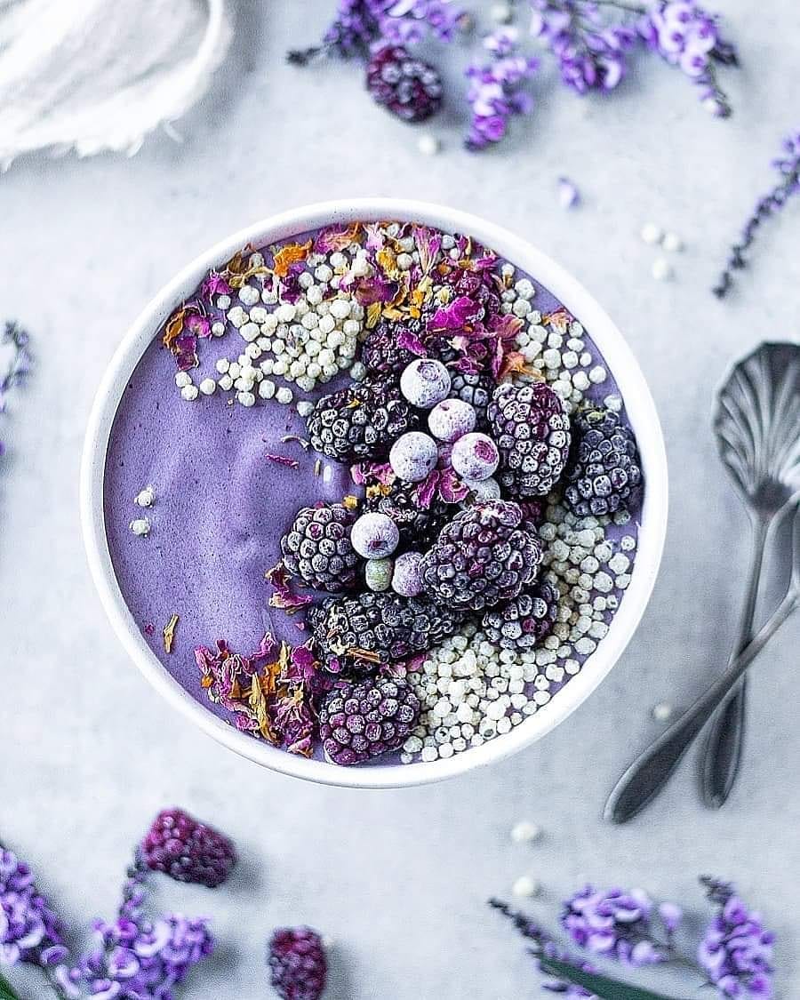 Banana Blueberry Smoothie Bowl