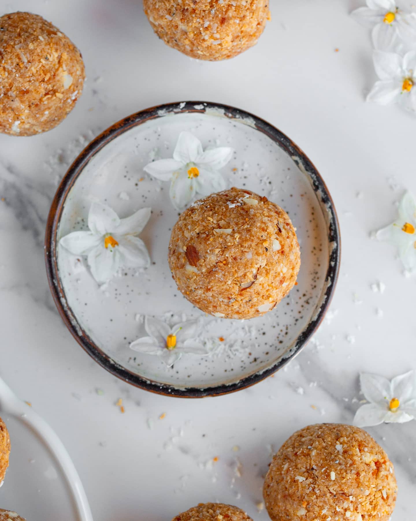 Toasted Coconut Ladoos (Coconut Bliss Balls)