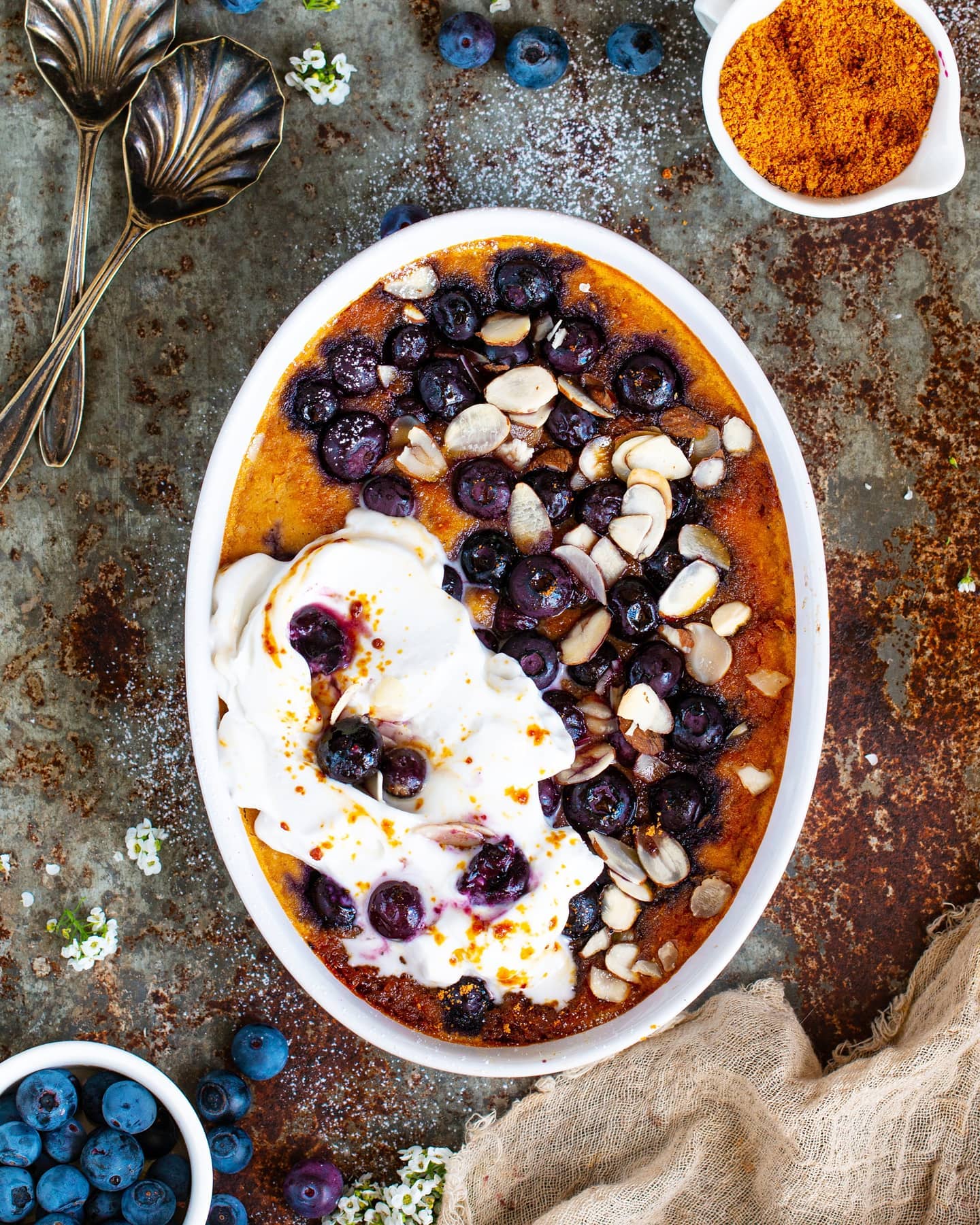 Hearty Blueberry Oatmeal Delight