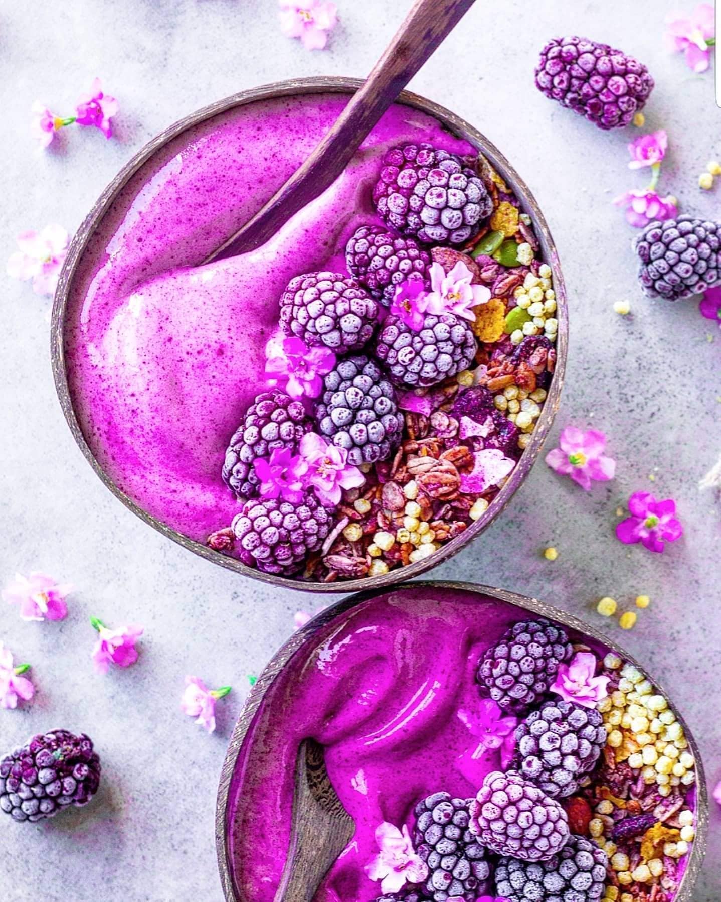 Refreshing Antioxidant Smoothie Bowl