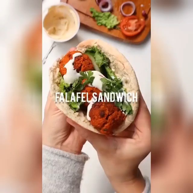 Oven-Baked Sun-Dried Tomato Falafel