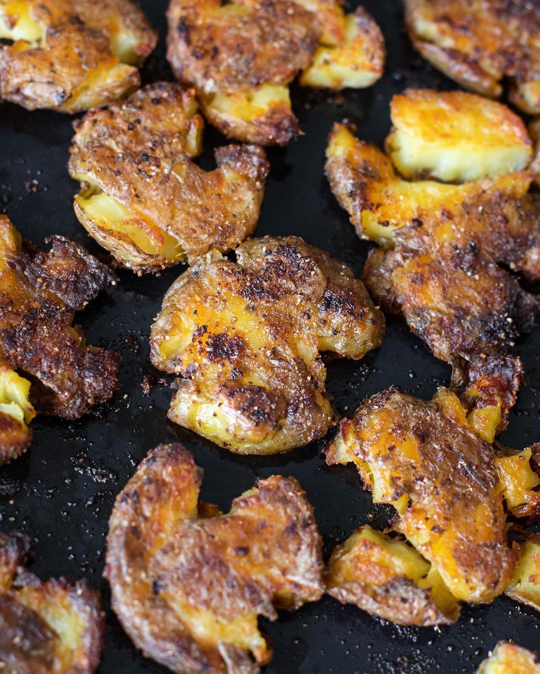 Crispy Smashed New Potatoes with Curry & Tahini Dip