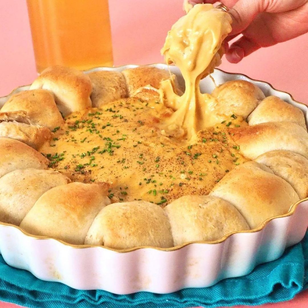 Vegan Beer Cheese Pull-Apart Bread