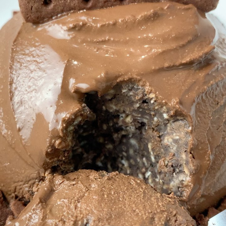 Chocolate Protein Bourbon Biscuit Oat Cake