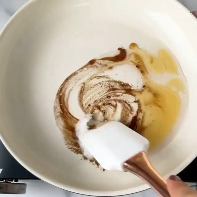Caramelized Banana and Peanut Butter Toast