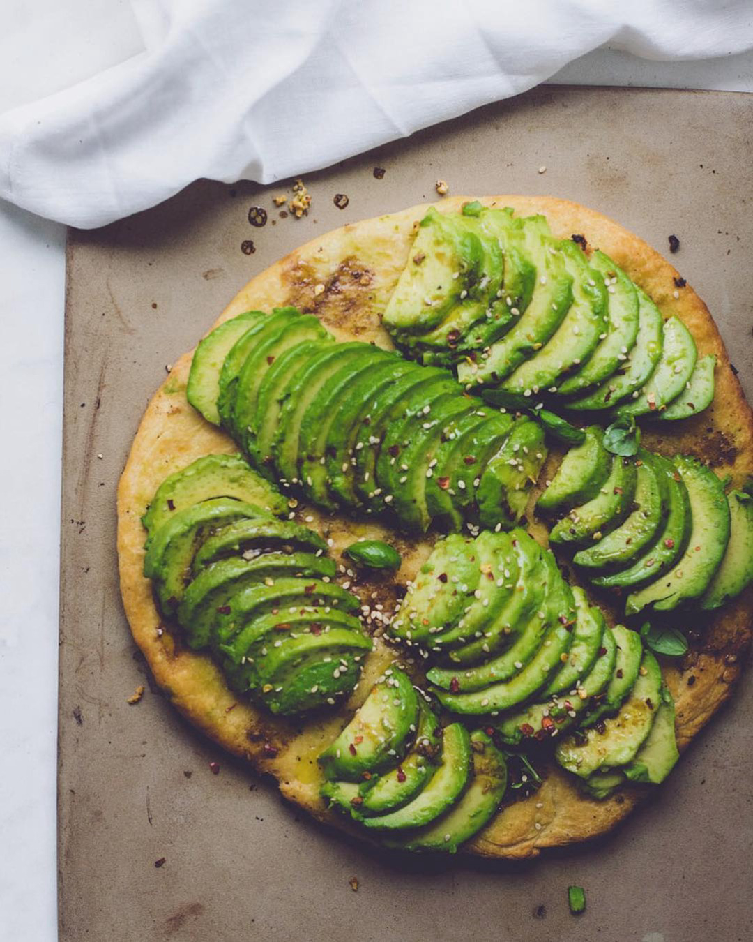 Avocado-Topped Pizza with Garlic Oil