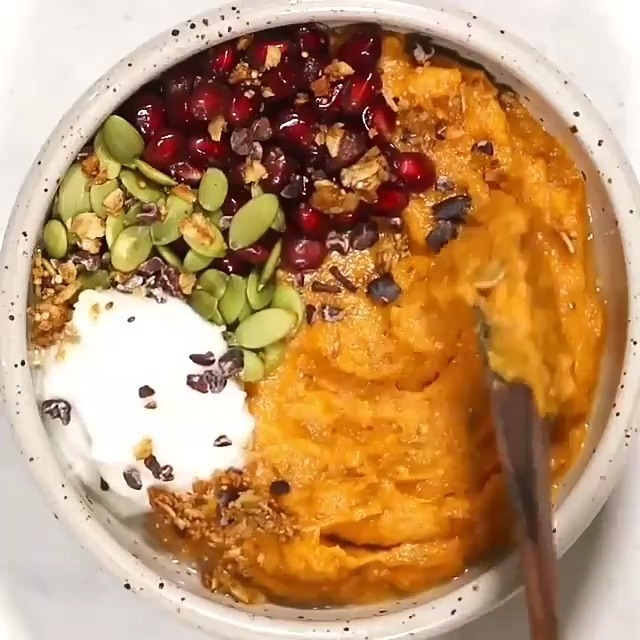 Vegan Sweet Potato Breakfast Bowls