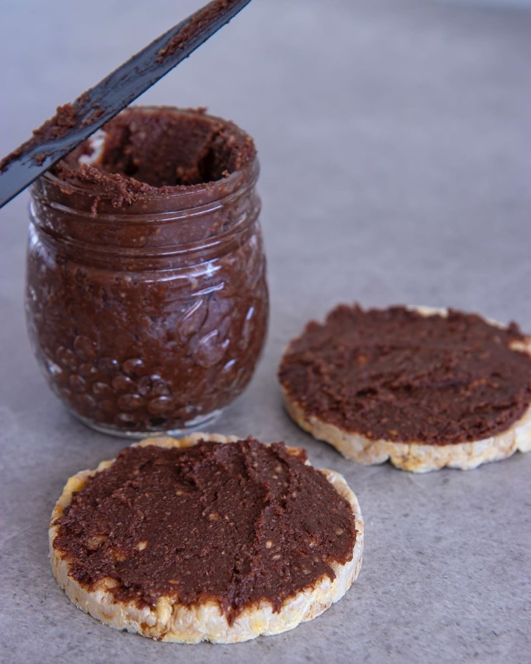 Simple Vegan Hazelnut Chocolate Spread