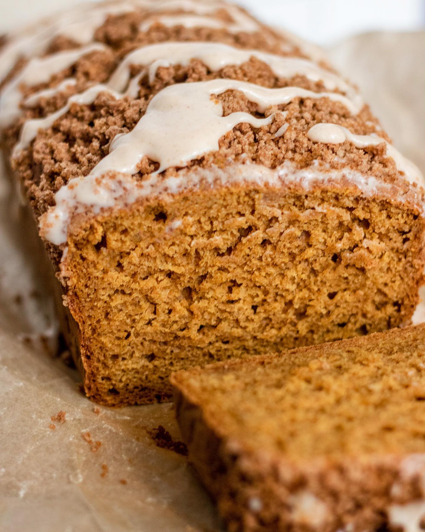 Vegan Pumpkin Bread with Cinnamon Streusel