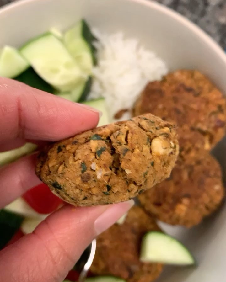 Sun-Dried Tomato Chickpea Patties