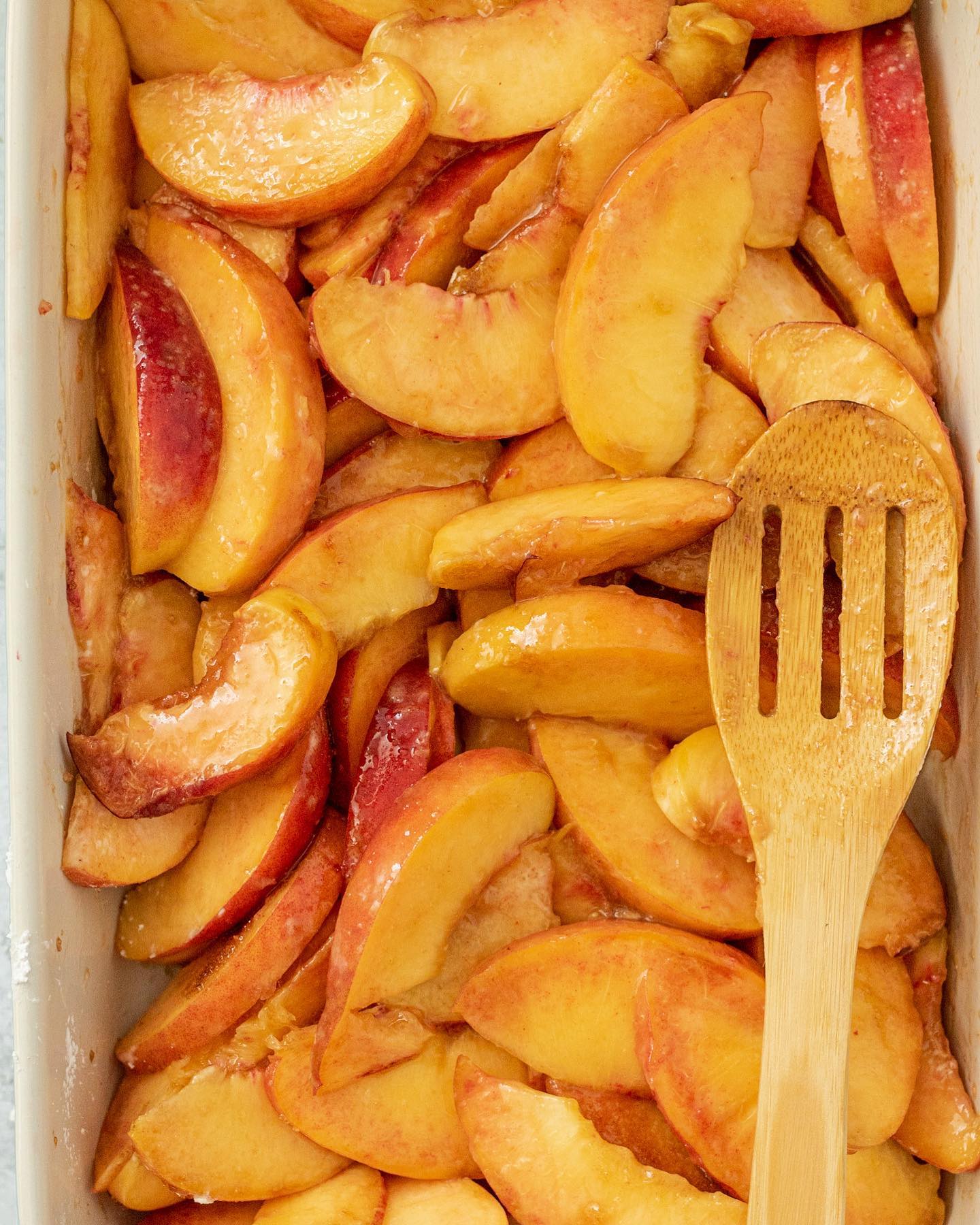 Nutrient-Rich Peach Crisp with Oat Topping