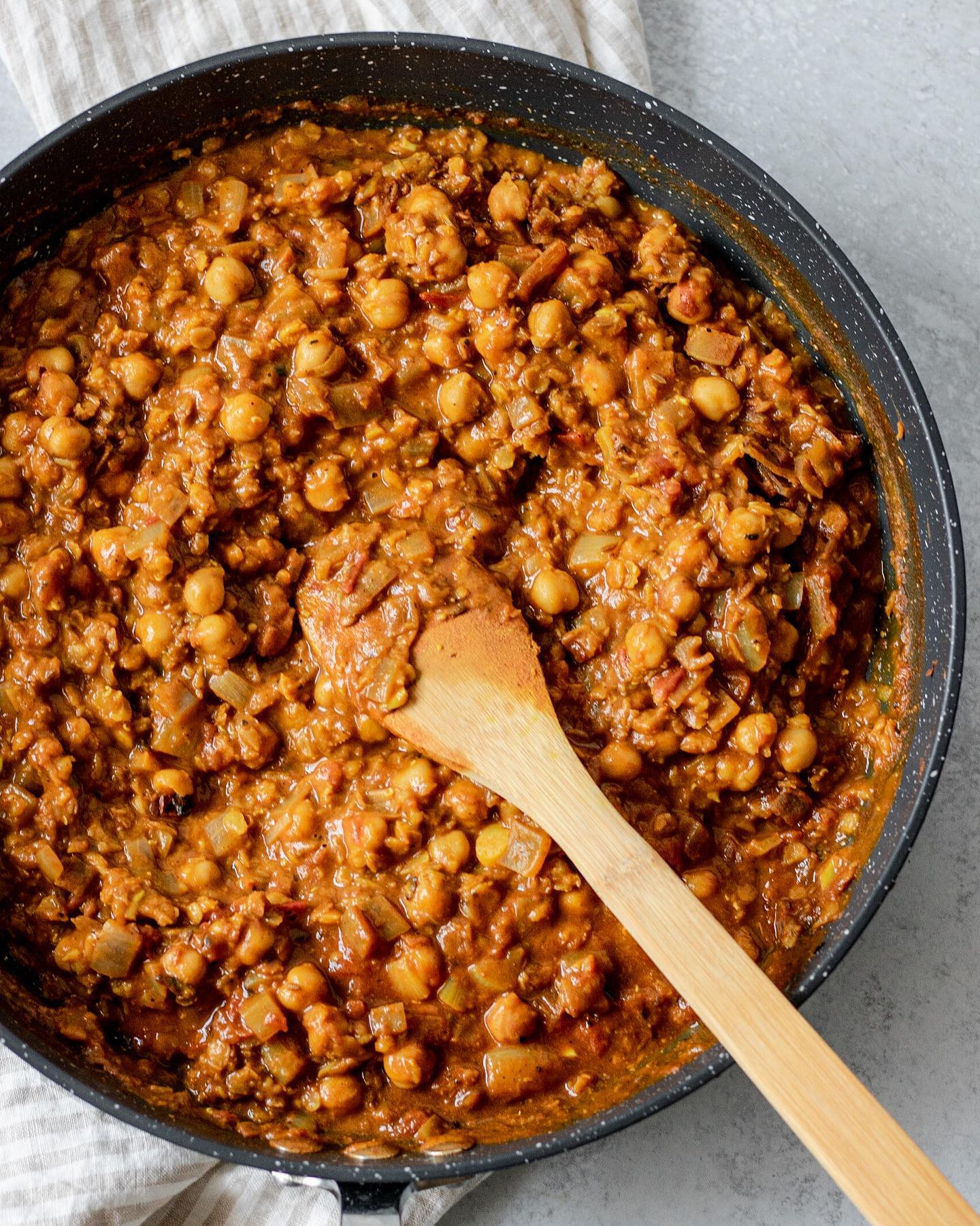 Chickpea & Red Lentil Coconut Curry