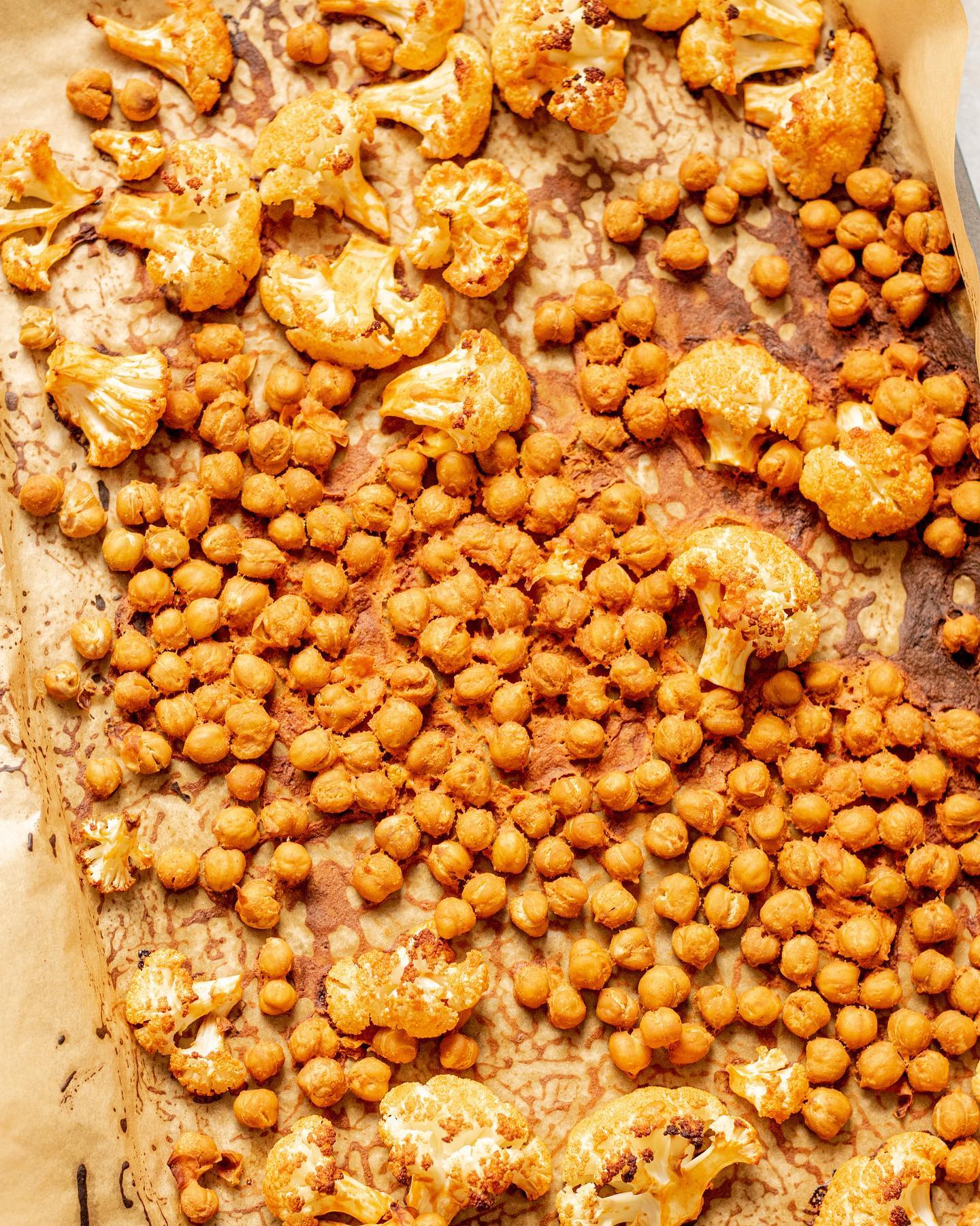 Spicy Buffalo Chickpea Wraps