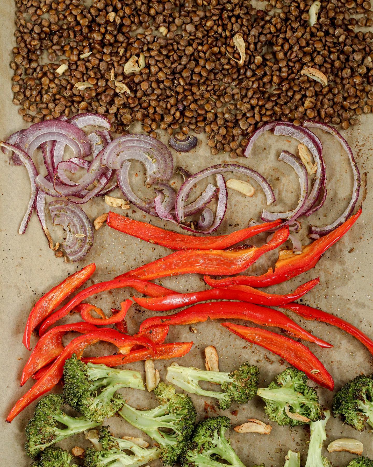 Herby Lentil Veggie Sheet Pan with Spicy Tahini Sauce