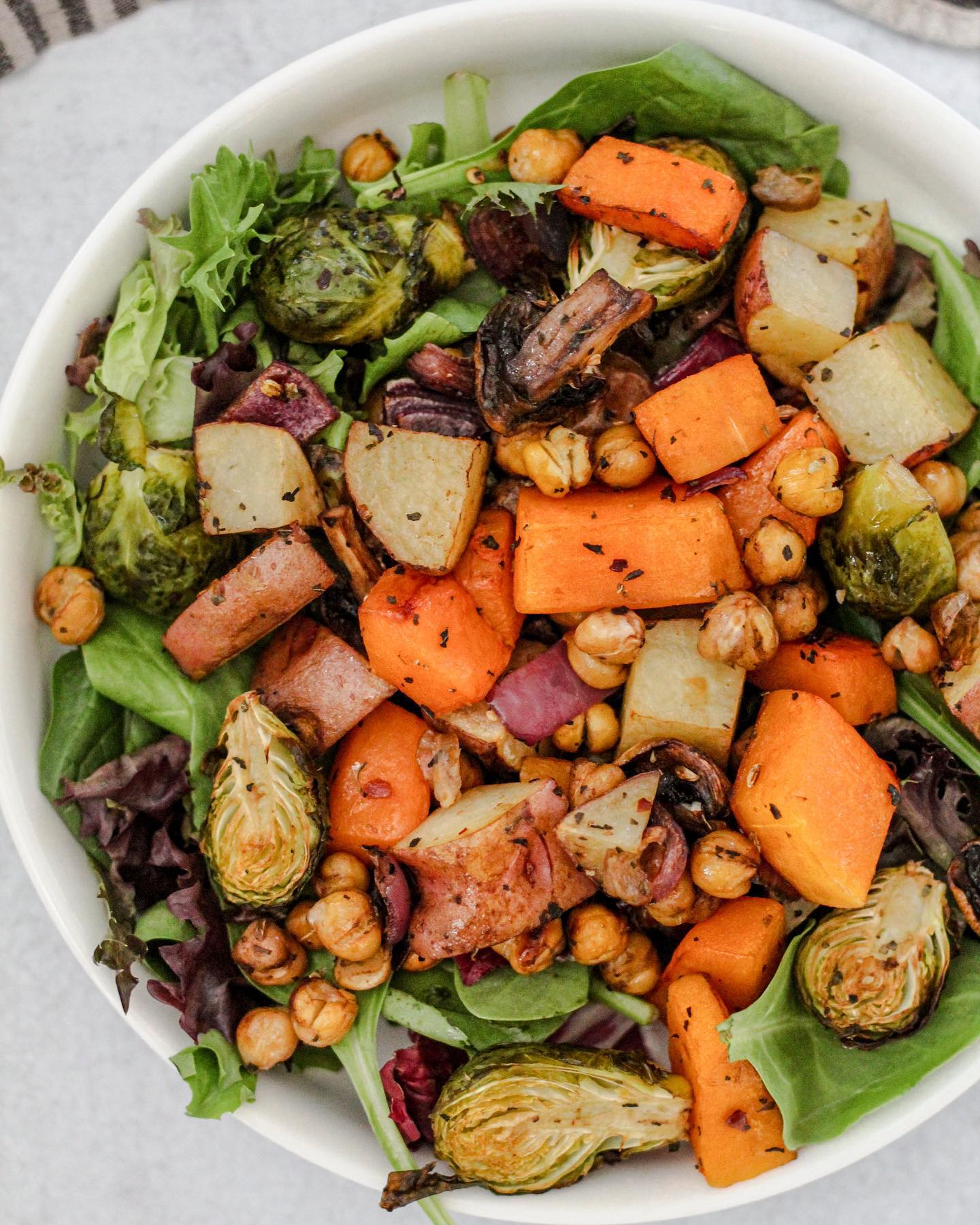 Balsamic Chickpeas and Veggies Sheet Pan Delight